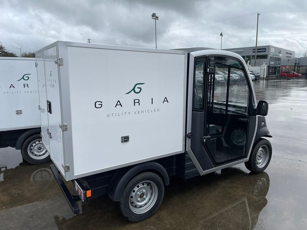 Enclosed delivery body