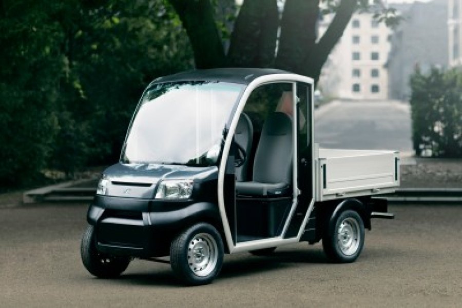 Utility buggy with load bed